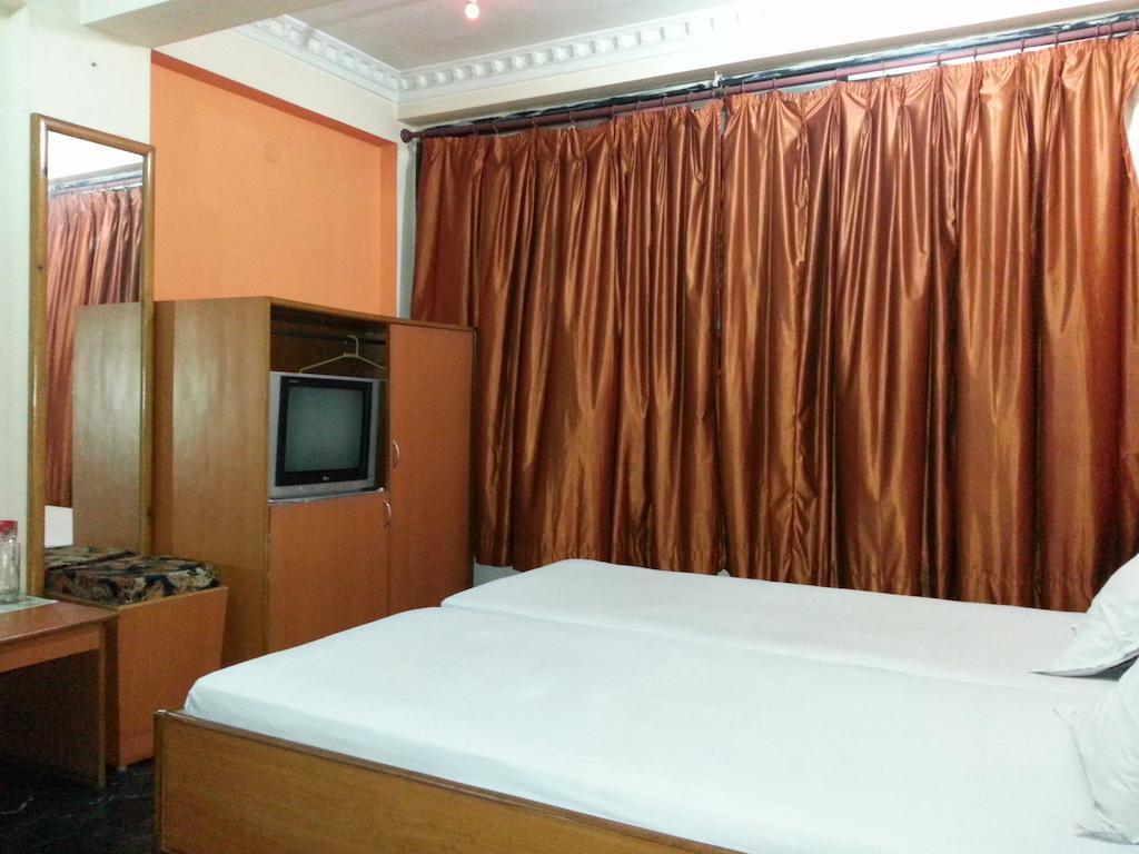 Hotel Marina Inn Dhanbad Bagian luar foto
